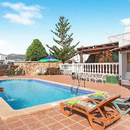 Сasa de vacaciones La Casona Tías