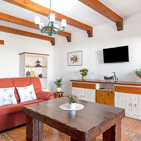 Сasa de vacaciones La Casona Tías